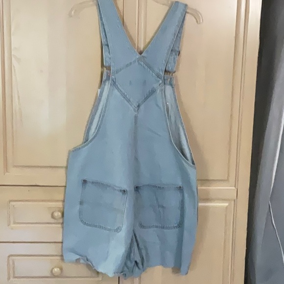 OLD NAVY OVERALL shorts Size XL Denim Light Wash Blue NWT 100% Cotton - Picture 4 of 7